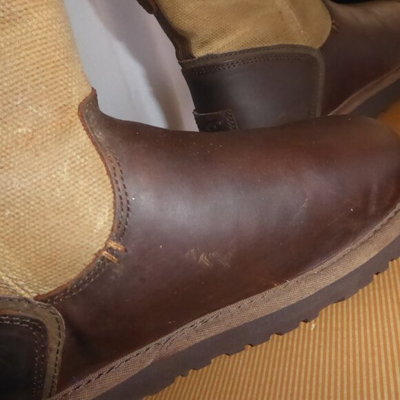 FINAL SALE ๐UGG Lockie Boots Women's 6 Big Kids 4 New in Box * - Picture 13 of 16